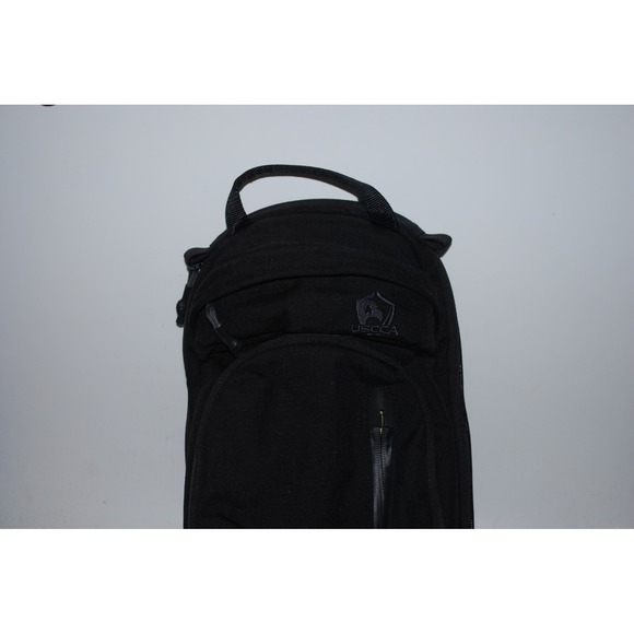 VIKTOS Upscale 3 Tactical Slingbag Water‑Resistant CCW Bag Logo Used - Picture 2 of 8